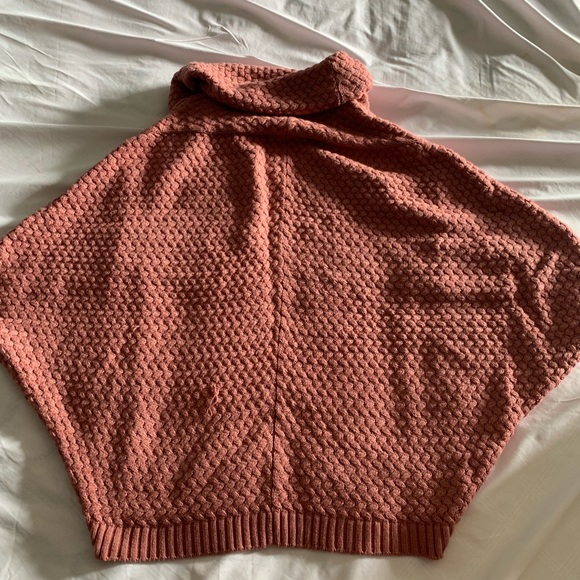 The Limited Sweaters - The limited sweater The Limited Sweaters - The limited sweater